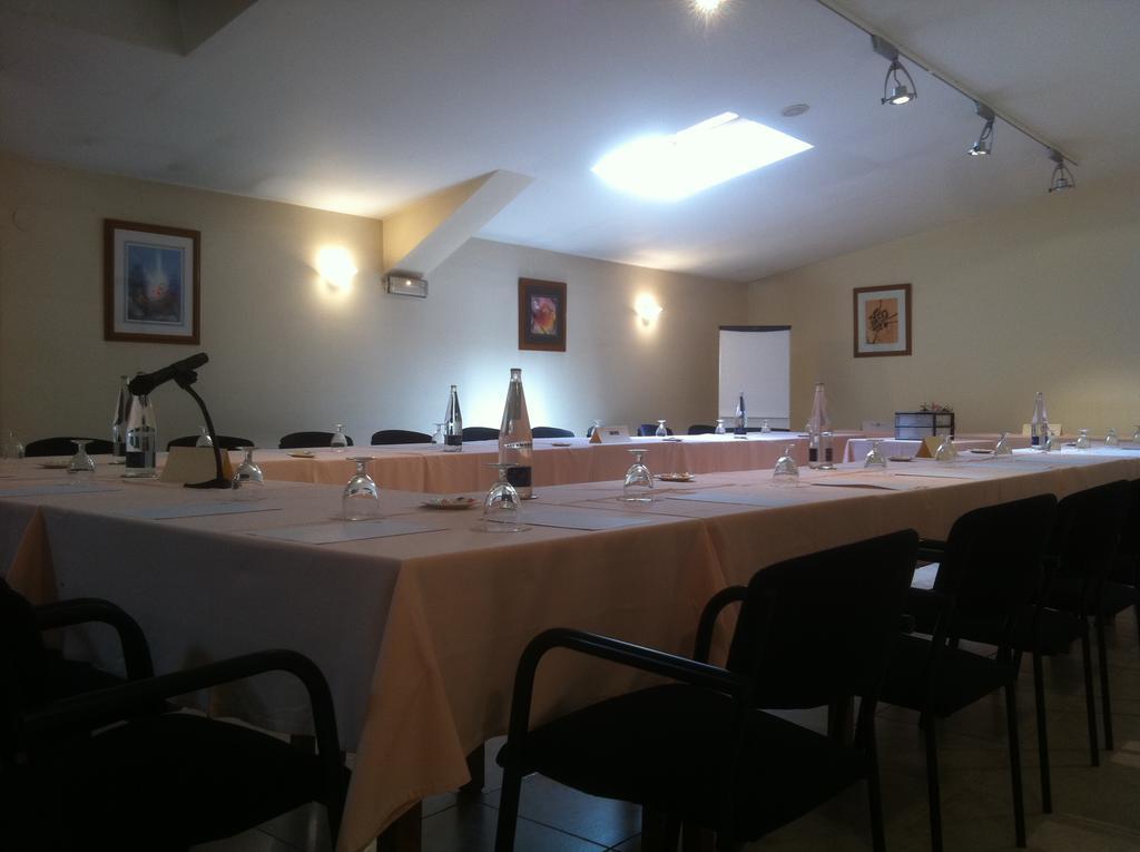 Hotel La Seu ラ・セウ・ドゥルジェイ エクステリア 写真
