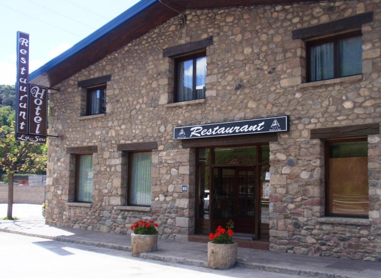 Hotel La Seu ラ・セウ・ドゥルジェイ エクステリア 写真